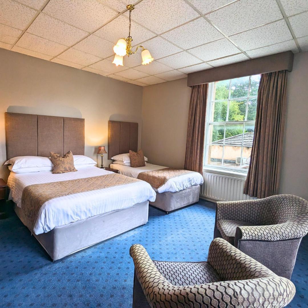 Shaw Hill Golf And Country Club Hotel 3*