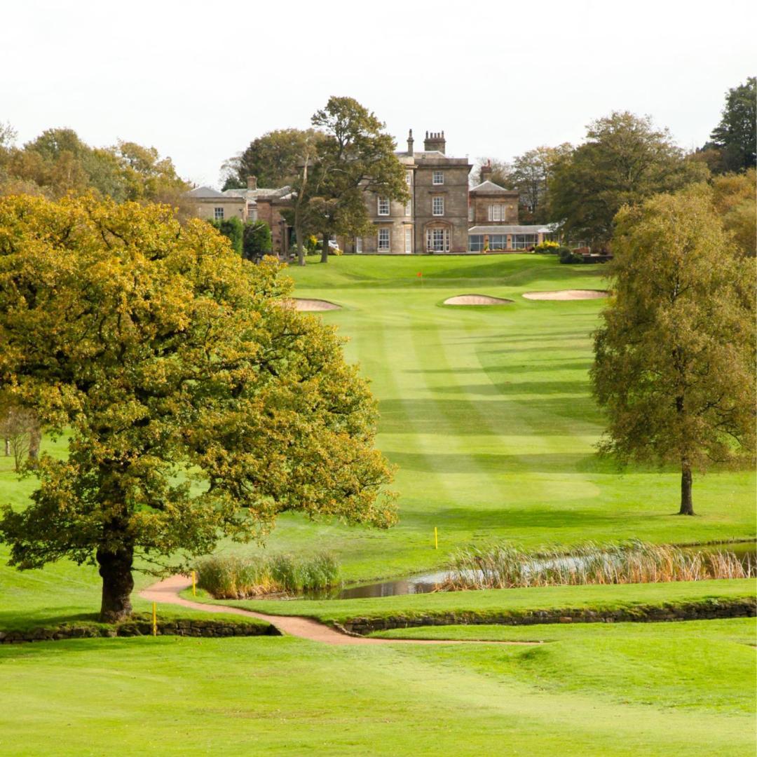 Hotel Shaw Hill Golf And Country Club